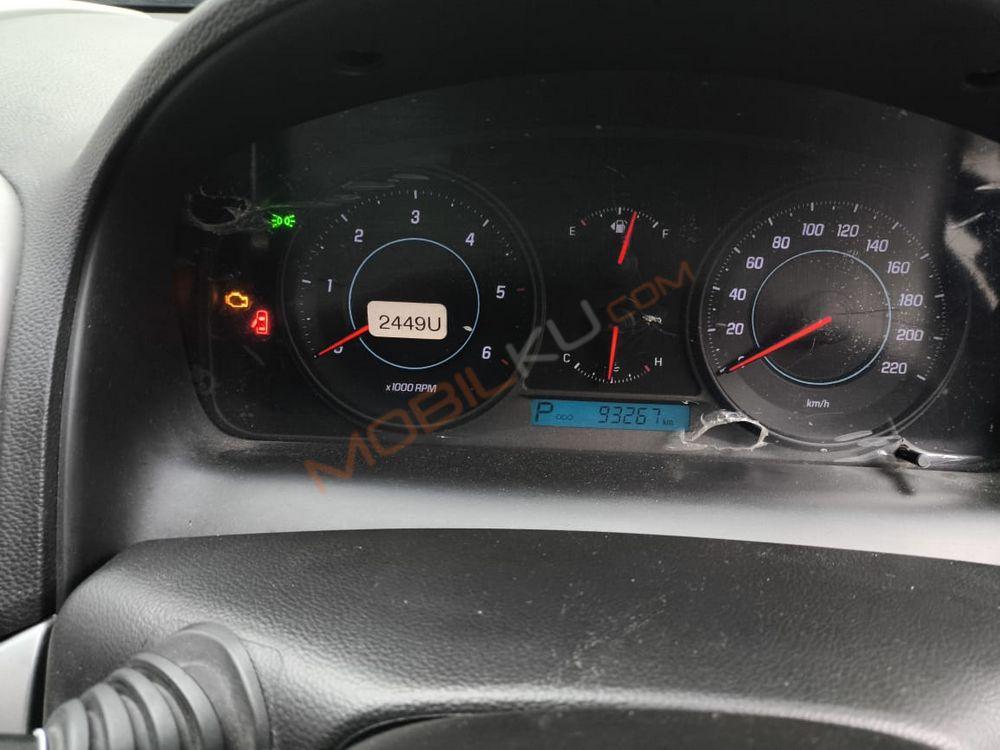 Mobil Chevrolet Captiva 2015