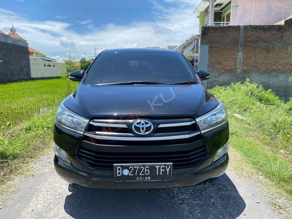 Mobil Toyota Kijang Innova 2016