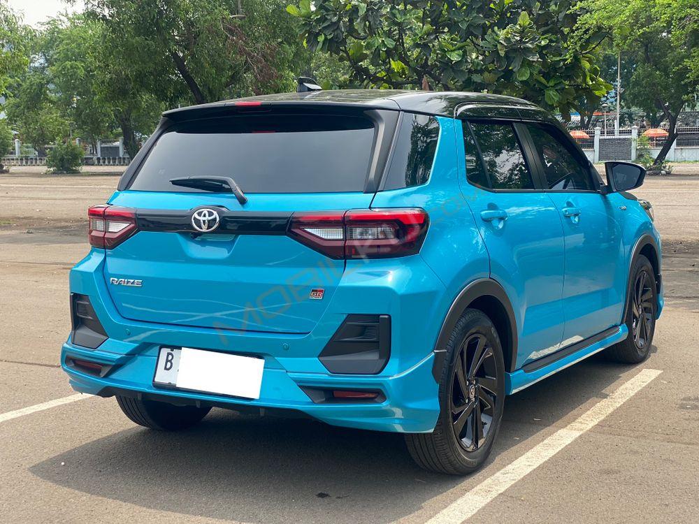 Mobil Toyota Raize 2023
