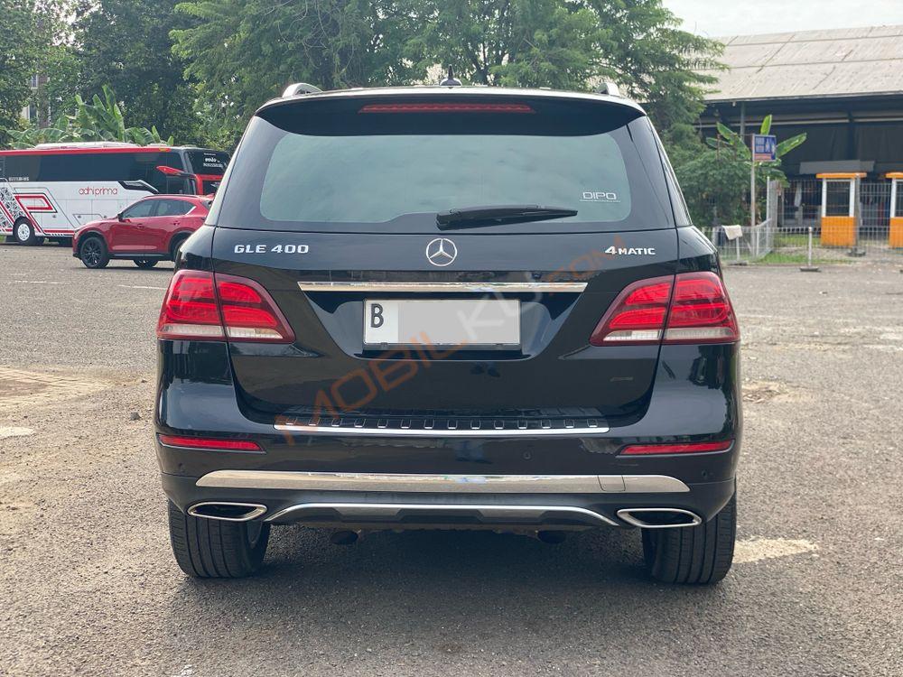 Mobil Mercedes-Benz GLE 2016