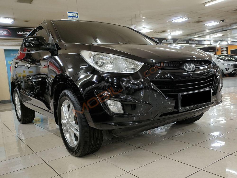 Mobil Hyundai Tucson 2013