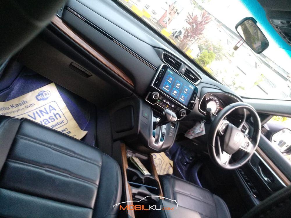 Mobil Honda CR-V 2018