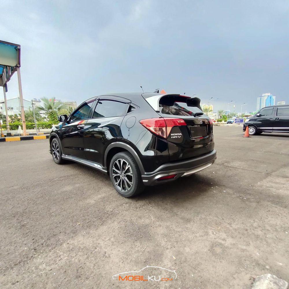 Mobil Honda HR-V 2016