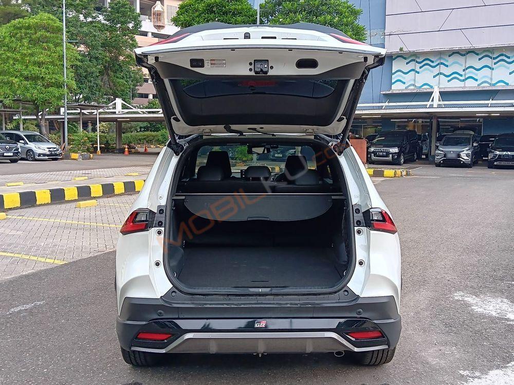 Mobil Toyota Yaris Cross 2023