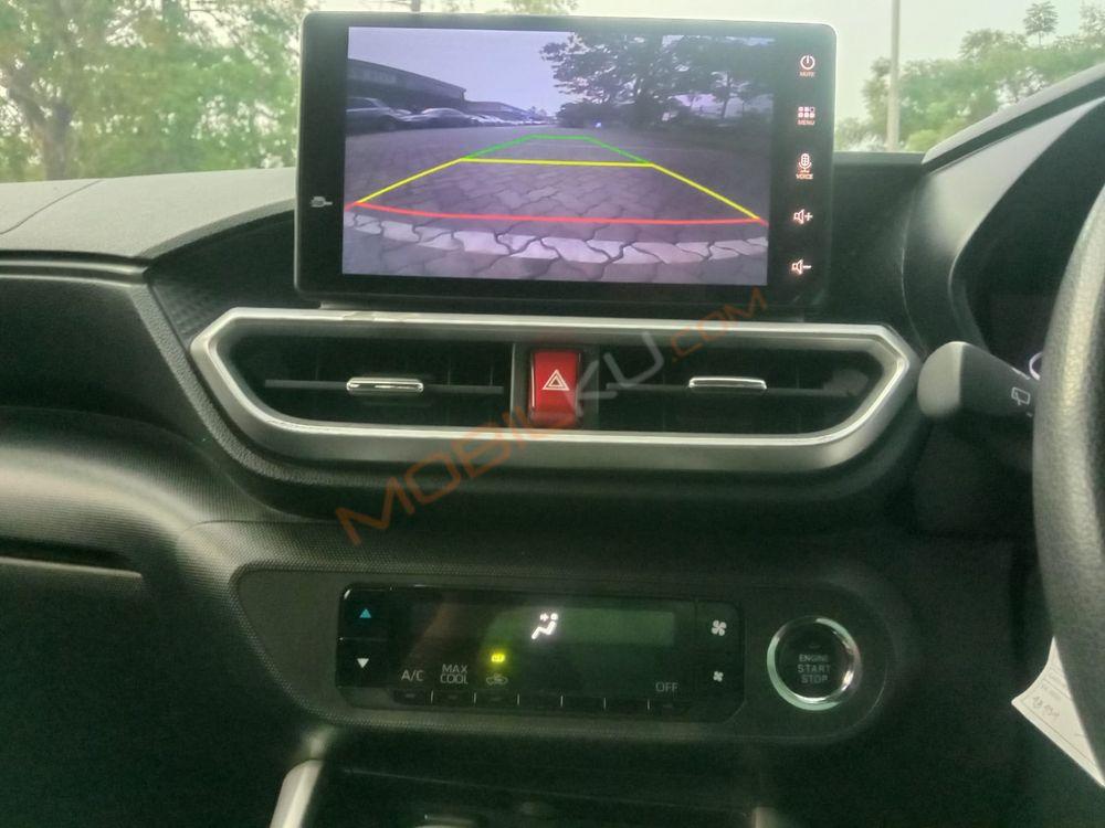 Mobil Daihatsu Rocky 2021