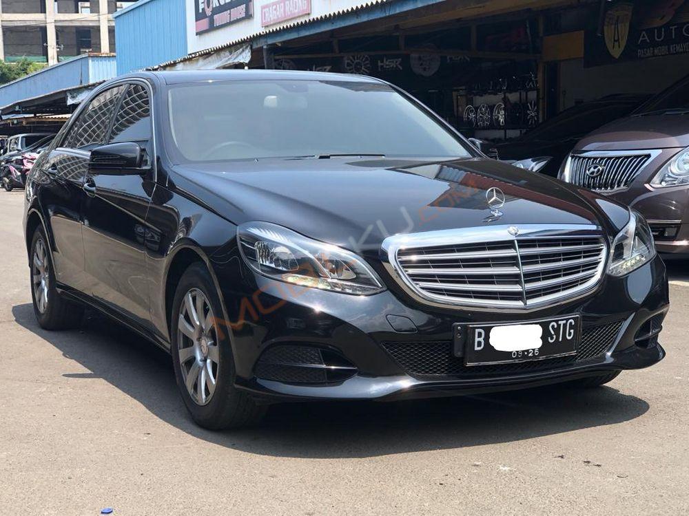 Mobil Mercedes-Benz E-Class 2016