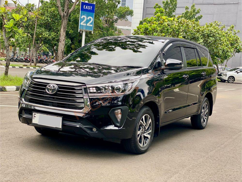Mobil Toyota Kijang Innova 2022