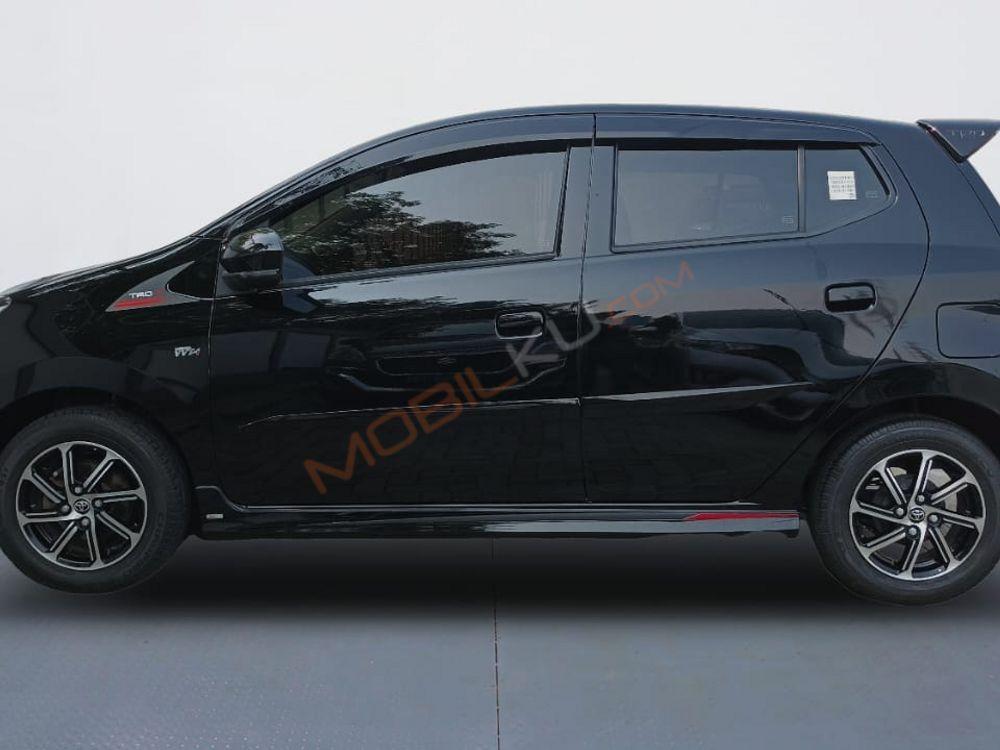 Mobil Toyota Agya 2021