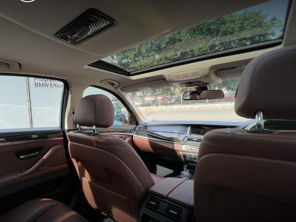 Mobil BMW 5 Series 2016