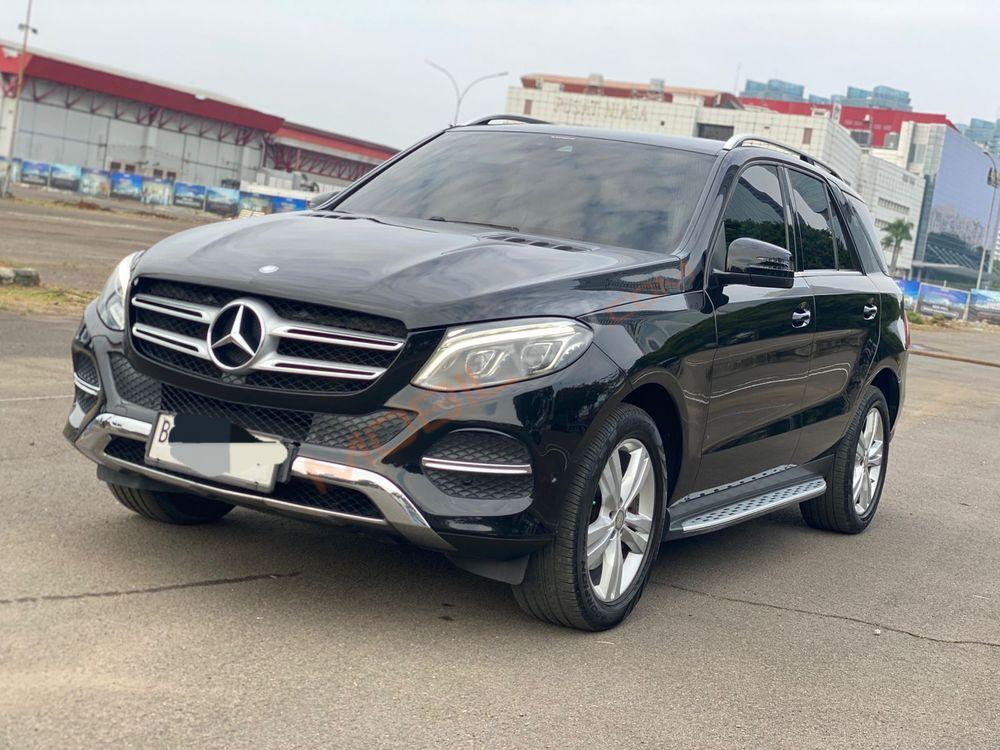 Mobil Mercedes-Benz GLE 2016