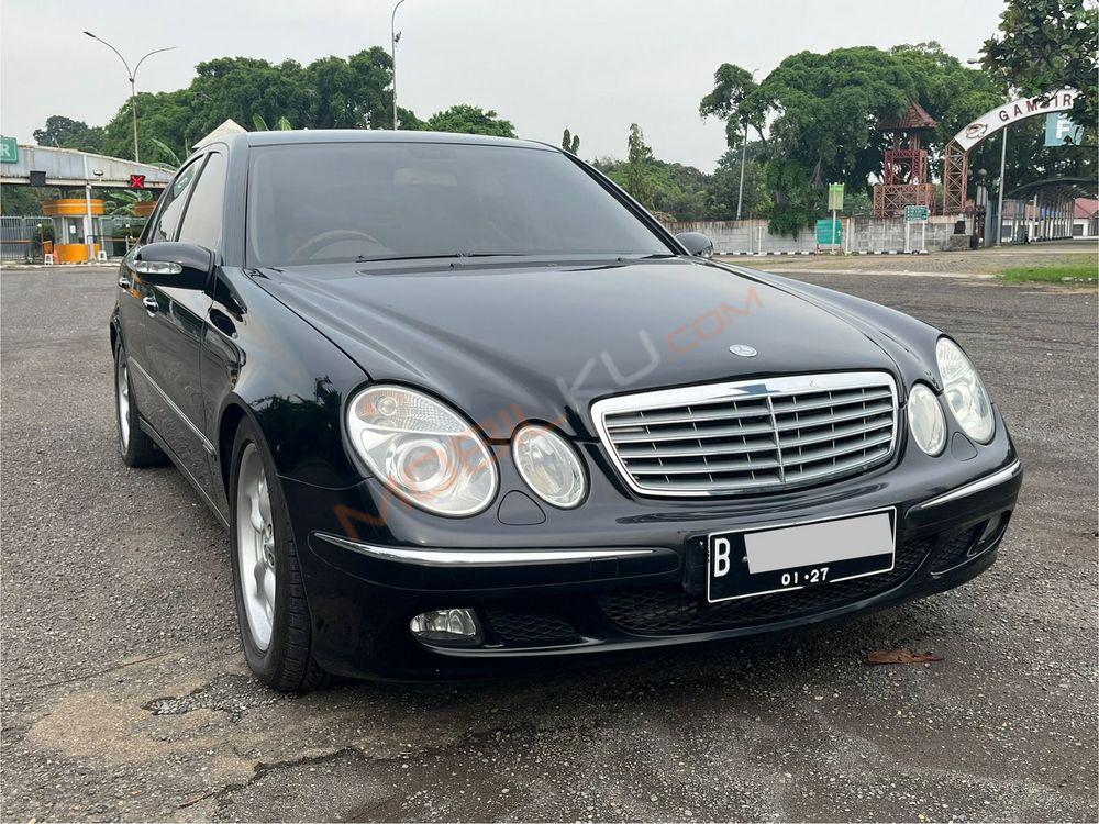 Mobil Mercedes-Benz E-Class 2006