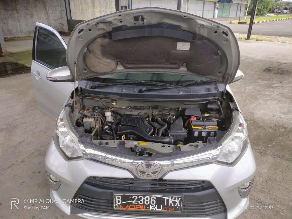 Mobil Toyota Calya 2017