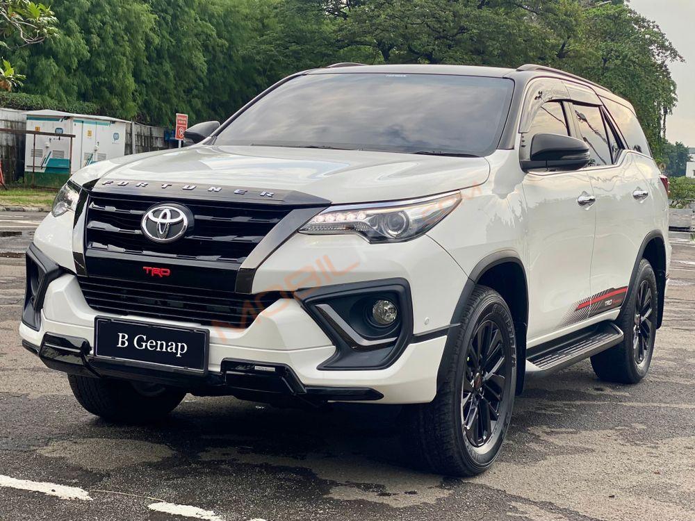 Mobil Toyota Fortuner 2020