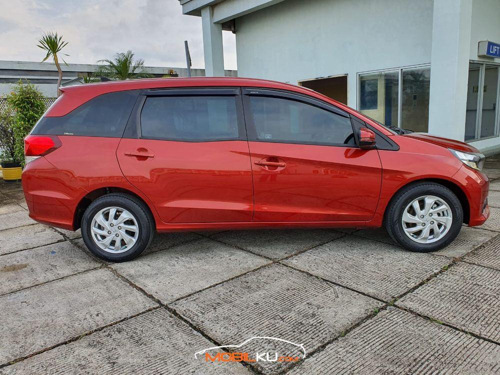 Mobil Honda Mobilio 2017