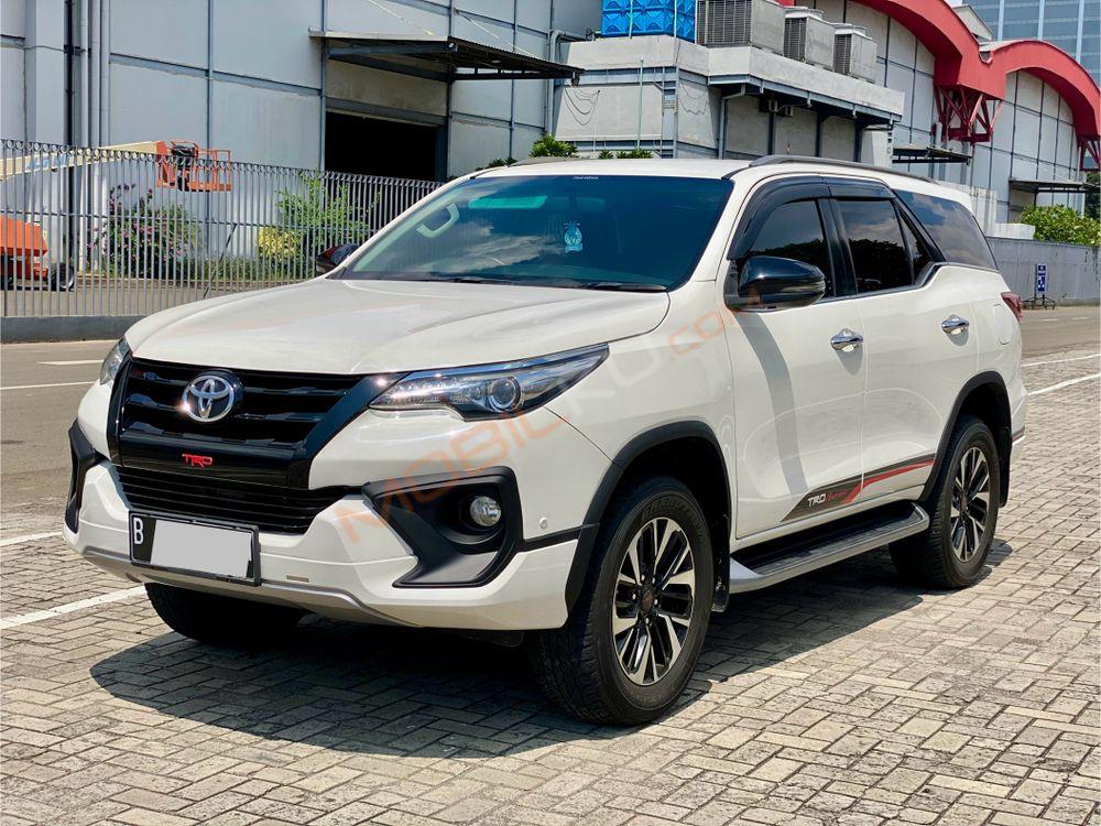 Mobil Toyota Fortuner 2019