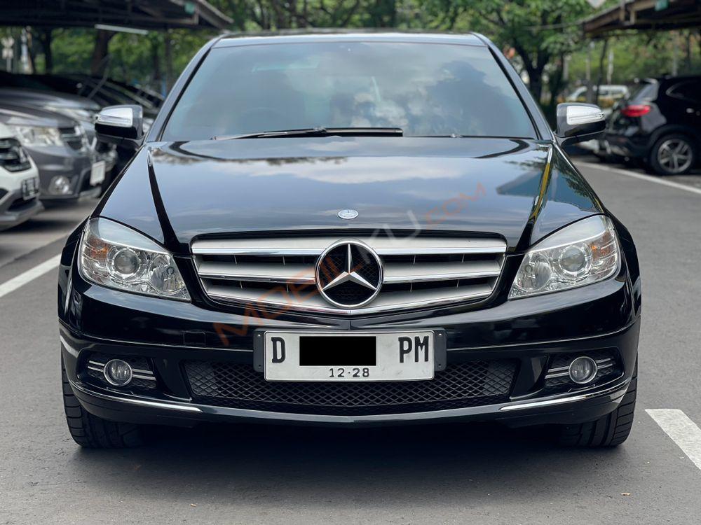 Mobil Mercedes-Benz C-Class 2008
