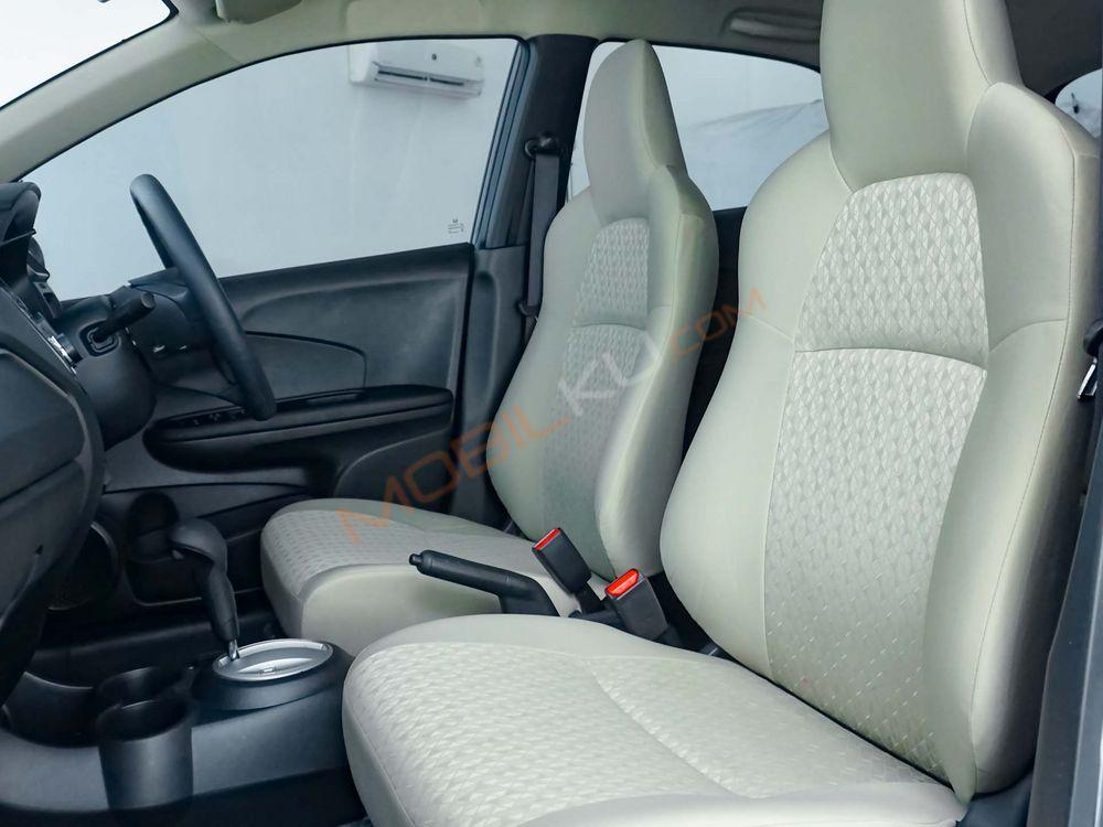 Mobil Honda Brio 2021