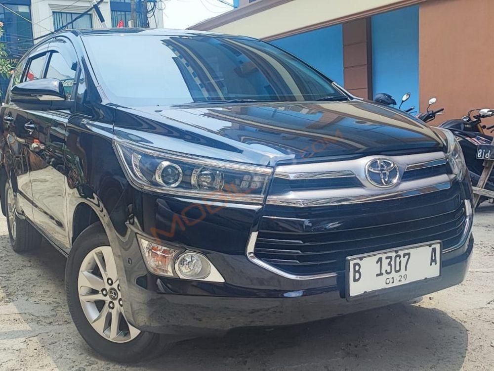 Mobil Toyota Kijang Innova 2019