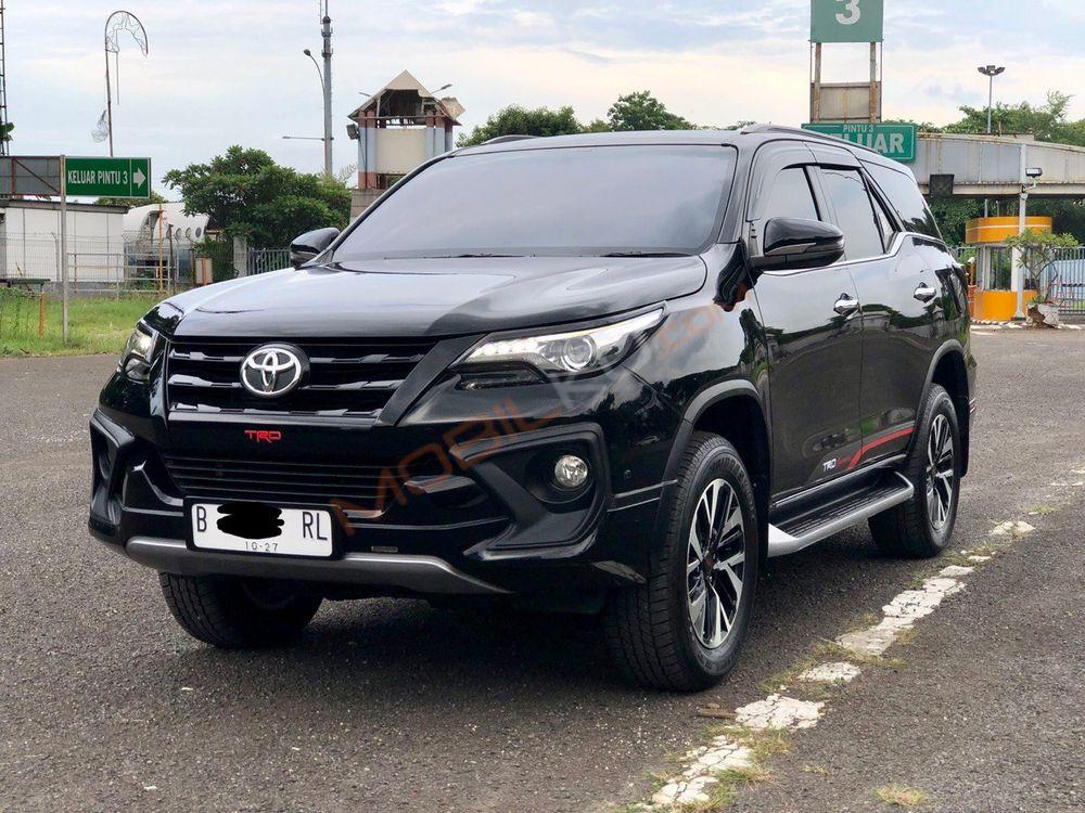 Mobil Toyota Fortuner 2017