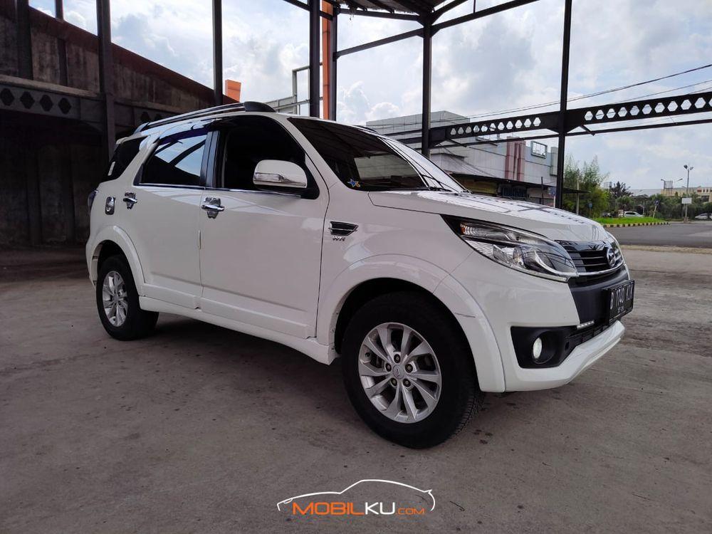 Mobil Daihatsu Terios 2016