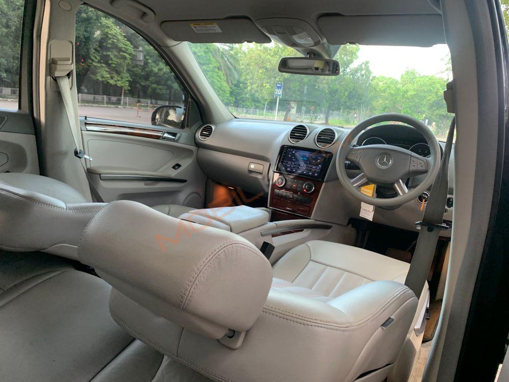 Mobil Mercedes-Benz ML 2006