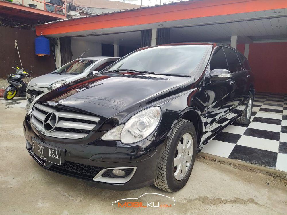 Mobil Mercedes-Benz R-Class 2007