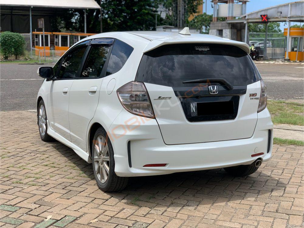 Mobil Honda Jazz 2014