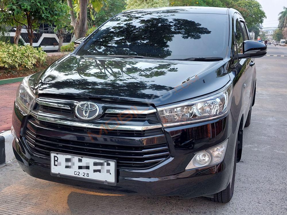 Mobil Toyota Kijang Innova 2018