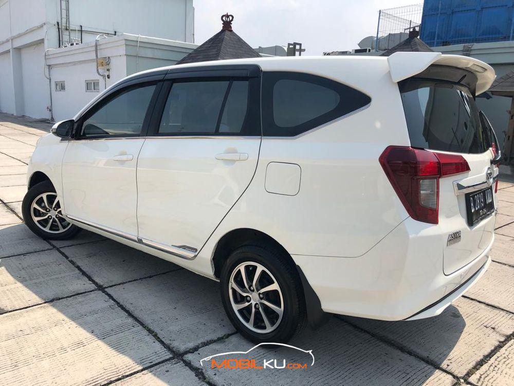 Mobil Daihatsu Sigra 2019