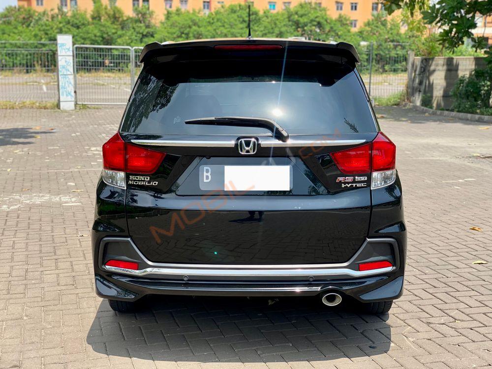 Mobil Honda Mobilio 2017