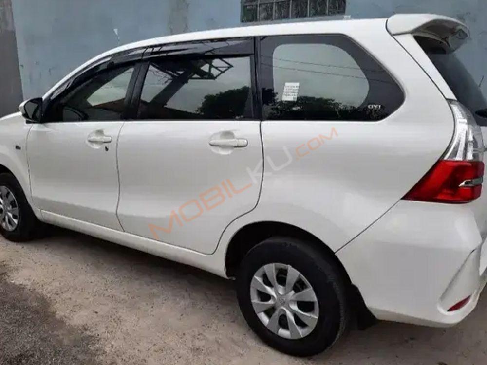 Mobil Toyota Avanza 2019