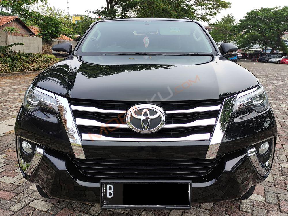 Mobil Toyota Fortuner 2017