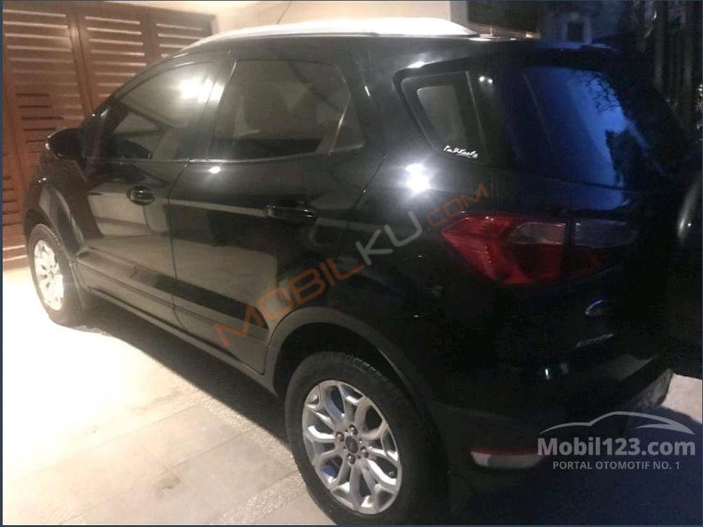 Mobil Ford EcoSport 2014