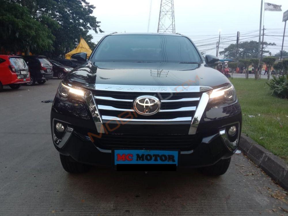 Mobil Toyota Fortuner 2016