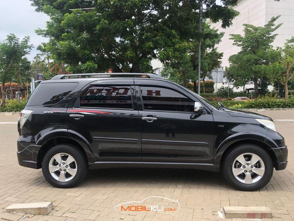 Mobil Toyota Rush 2014