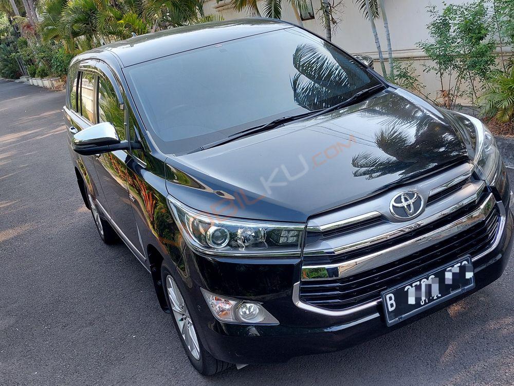 Mobil Toyota Kijang Innova 2018