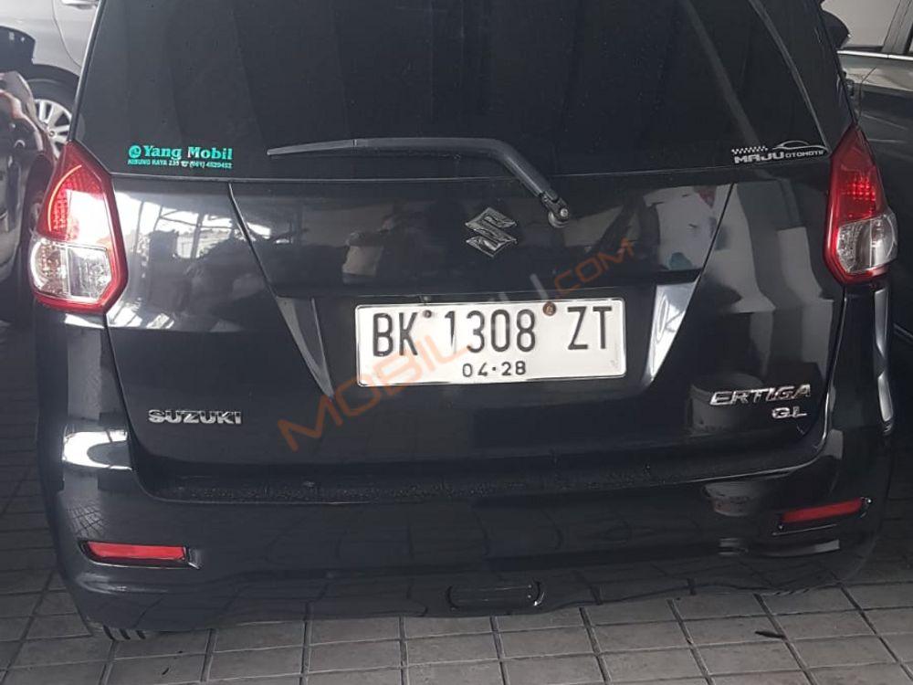 Mobil Suzuki Ertiga 2013