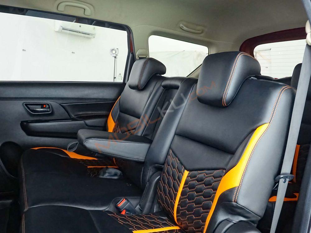 Mobil Suzuki XL7 2021