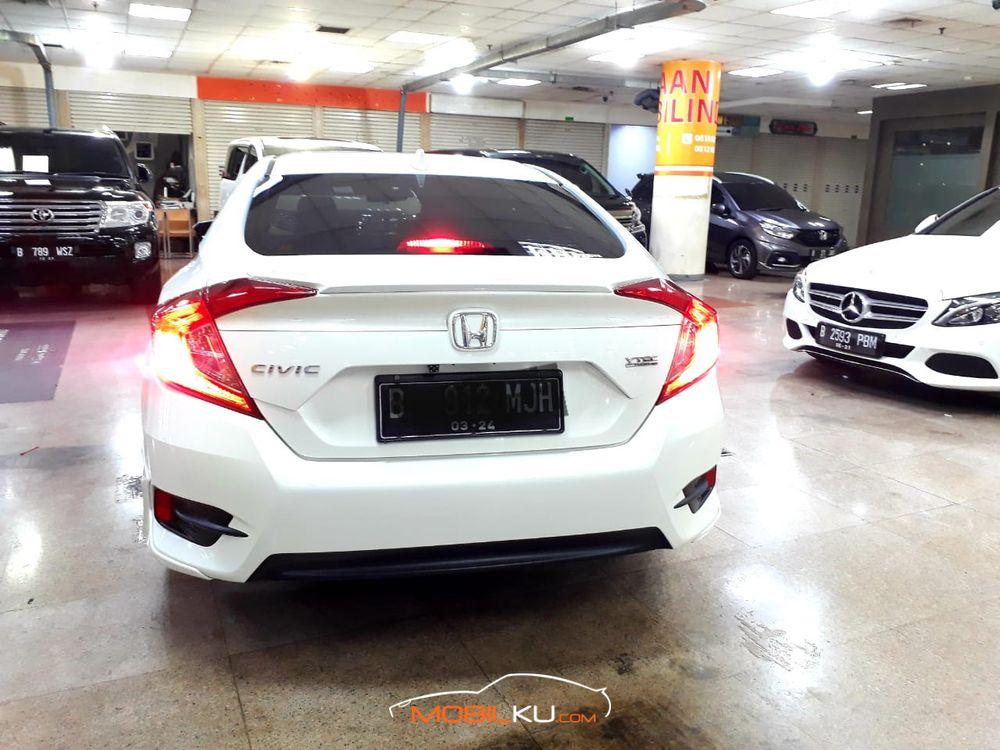 Mobil Honda Civic Sedan 2018