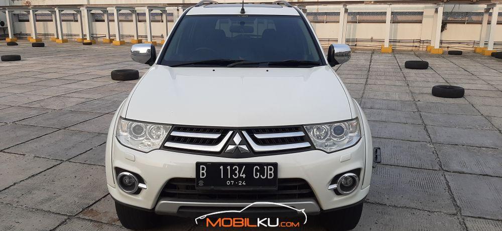 Mobil Mitsubishi Pajero Sport 2014