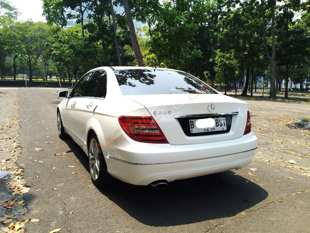 Mobil Mercedes-Benz C-Class 2014