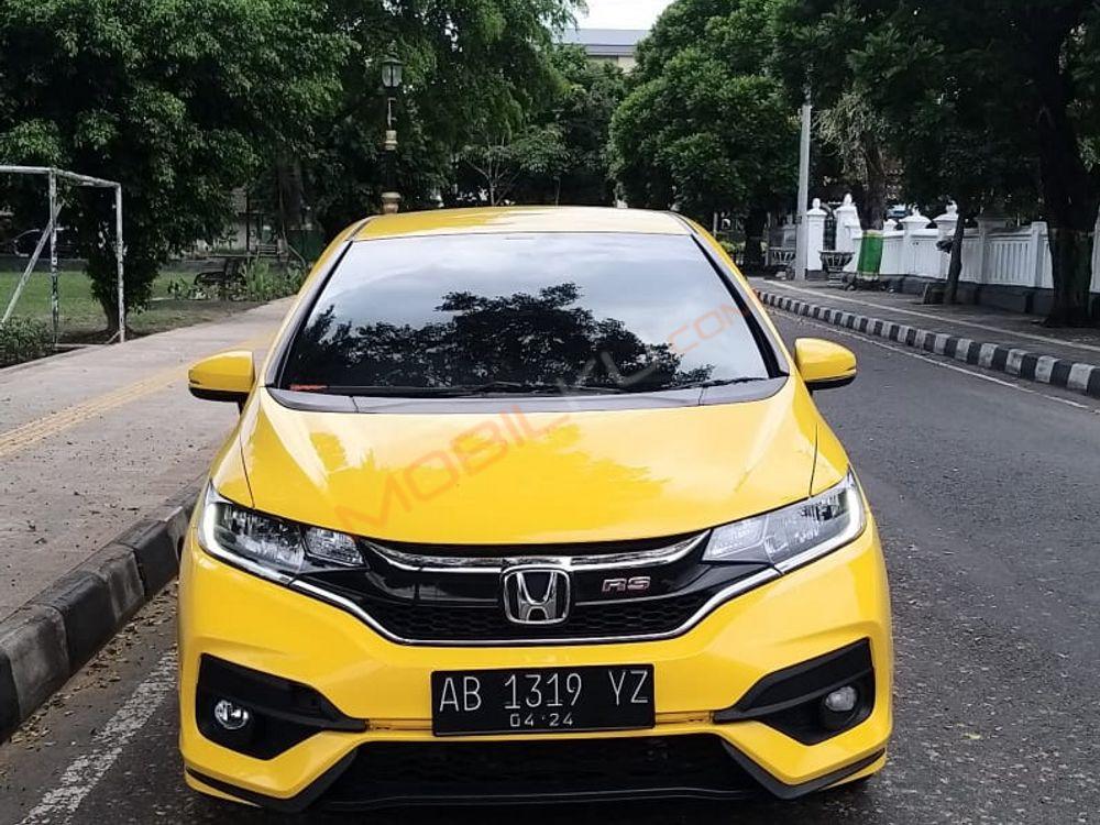 Mobil Honda Jazz 2019