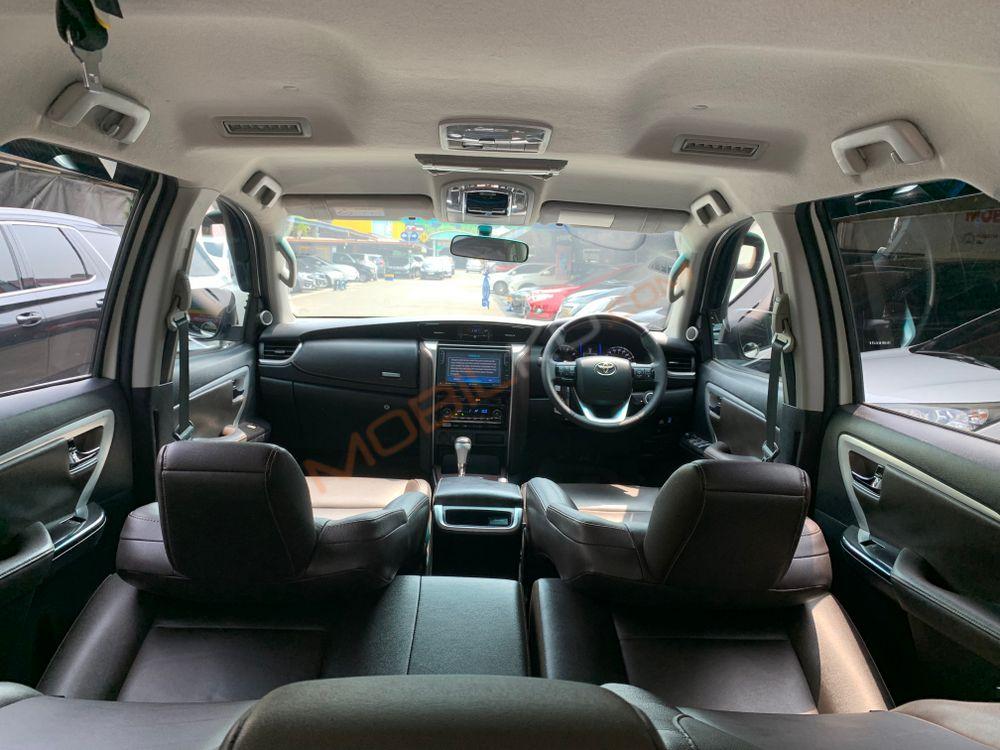 Mobil Toyota Fortuner 2019