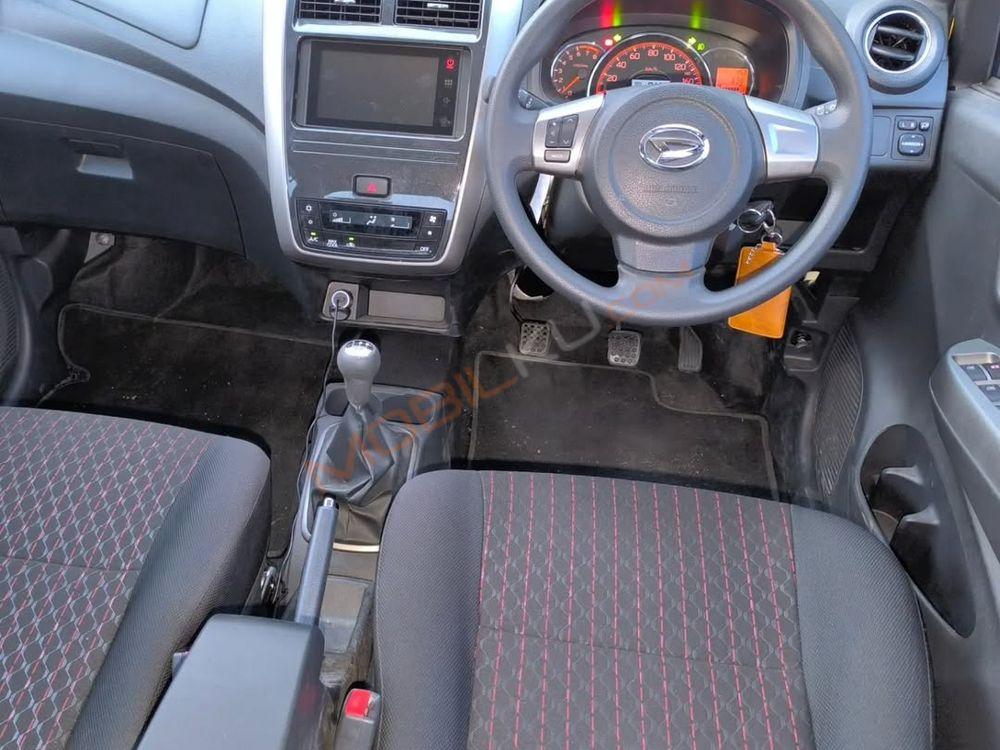 Mobil Daihatsu Ayla 2021