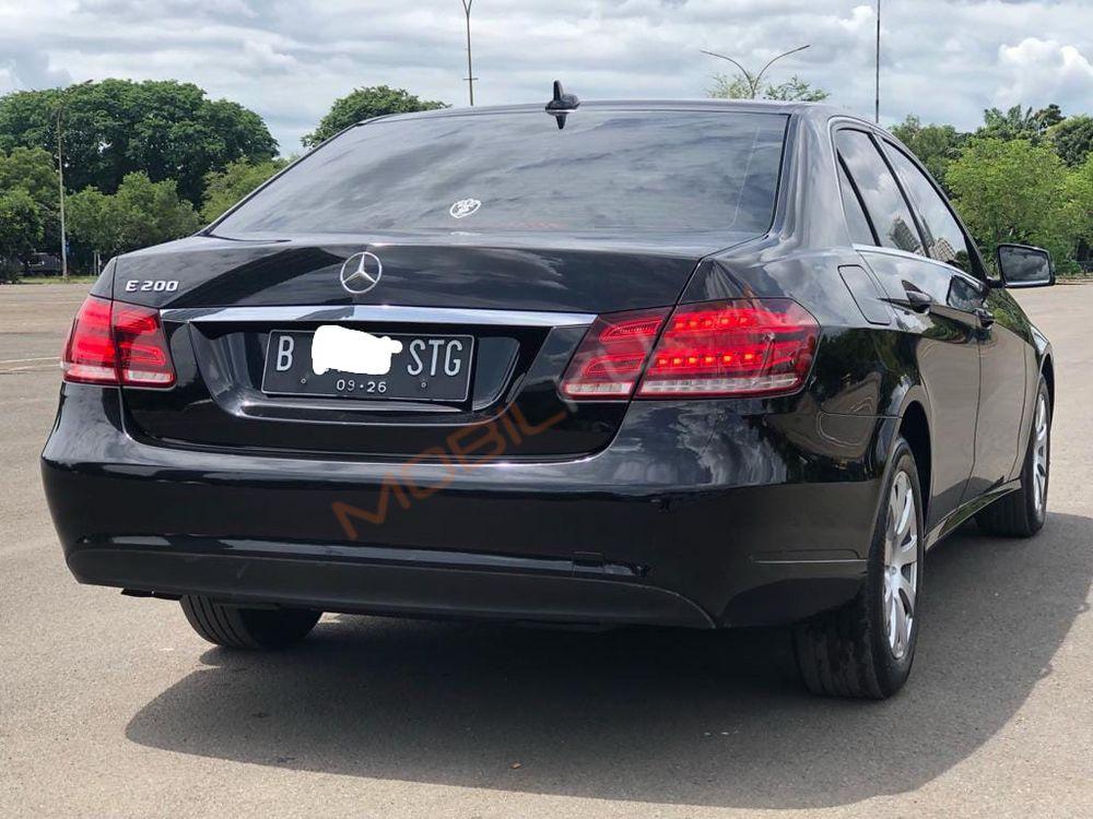Mobil Mercedes-Benz E-Class 2016