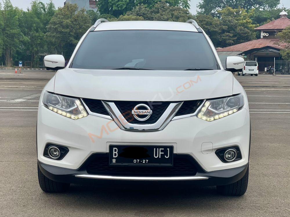 Mobil Nissan X-Trail 2017