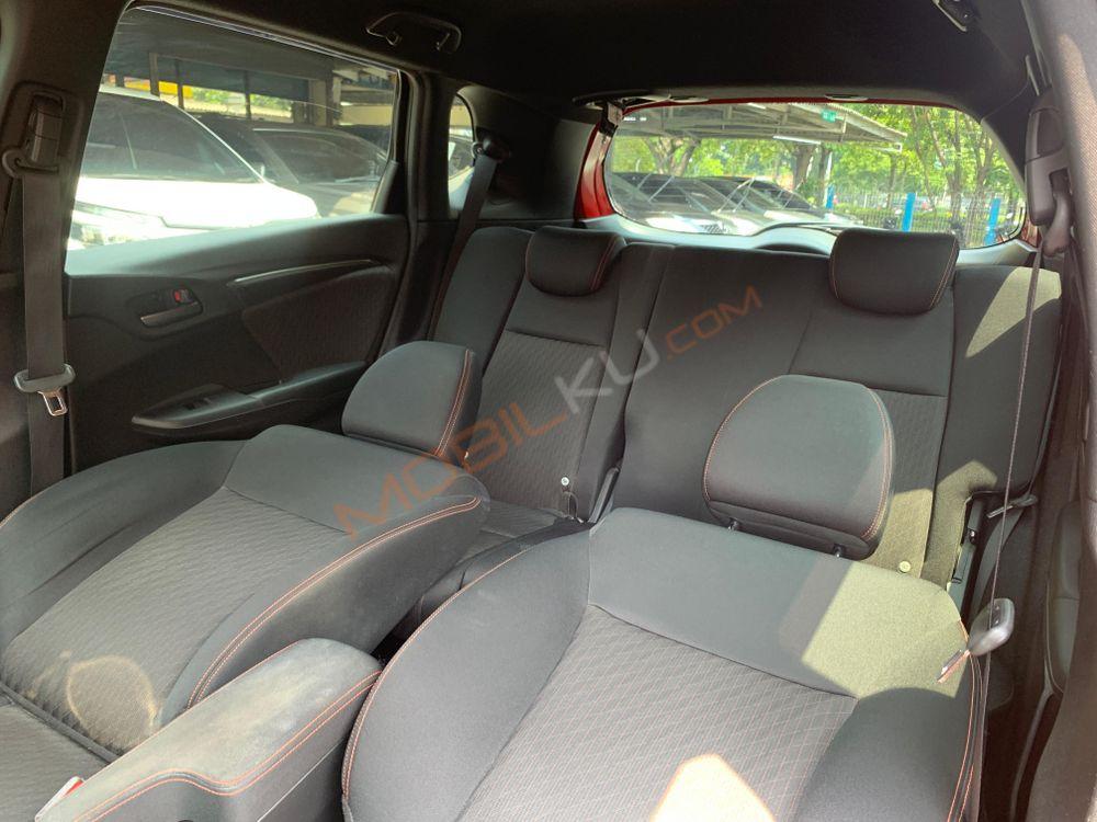 Mobil Honda Jazz 2018