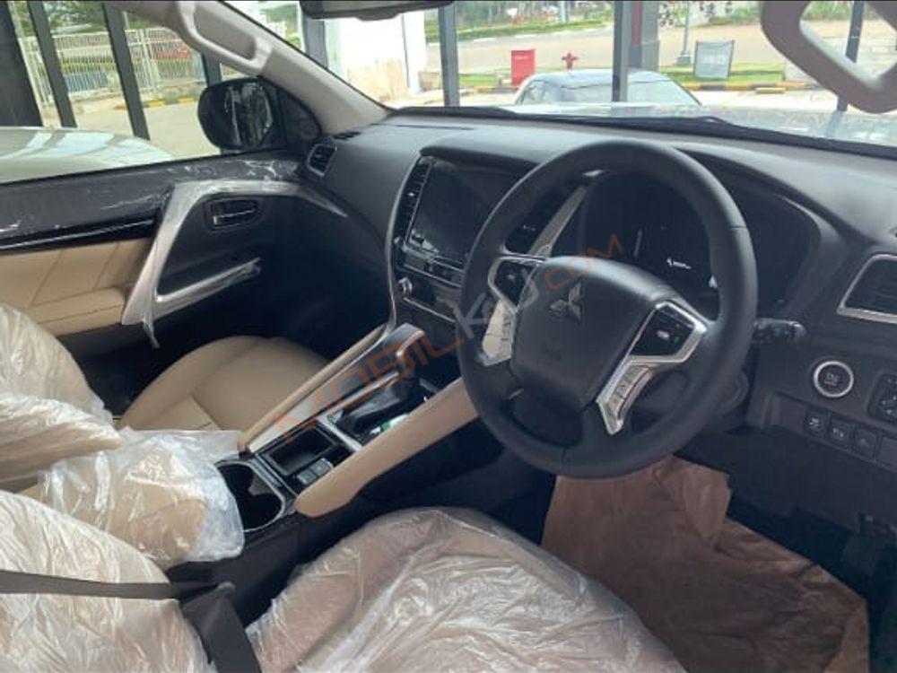 Mobil undefined undefined undefined