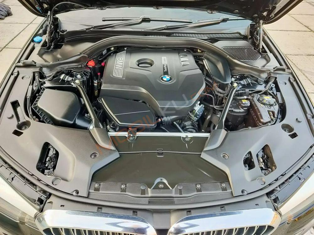 Mobil BMW 5 Series 2018