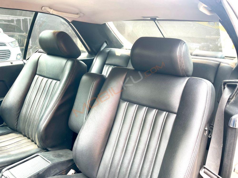 Mobil Mercedes-Benz C-Class 1995